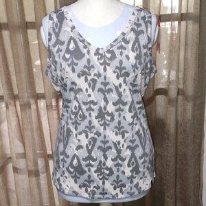 Women's The North Face Sleeveless Top Size Large-MSRP-$35.00.